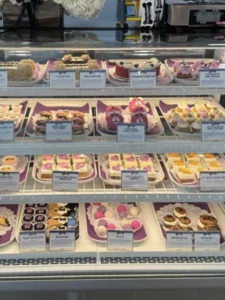 Riverside California Three Dog Bakery - Fresh Treats for Dogs